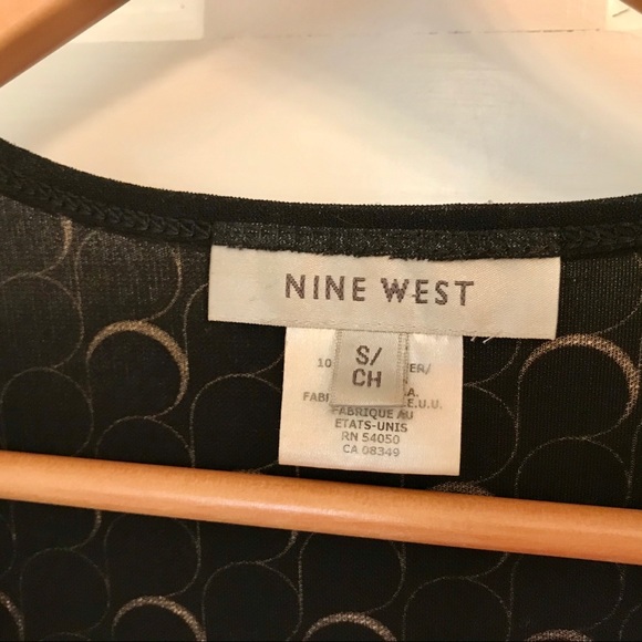 Nine West v-neck wrap top sleeveless geometric S - Picture 8 of 14